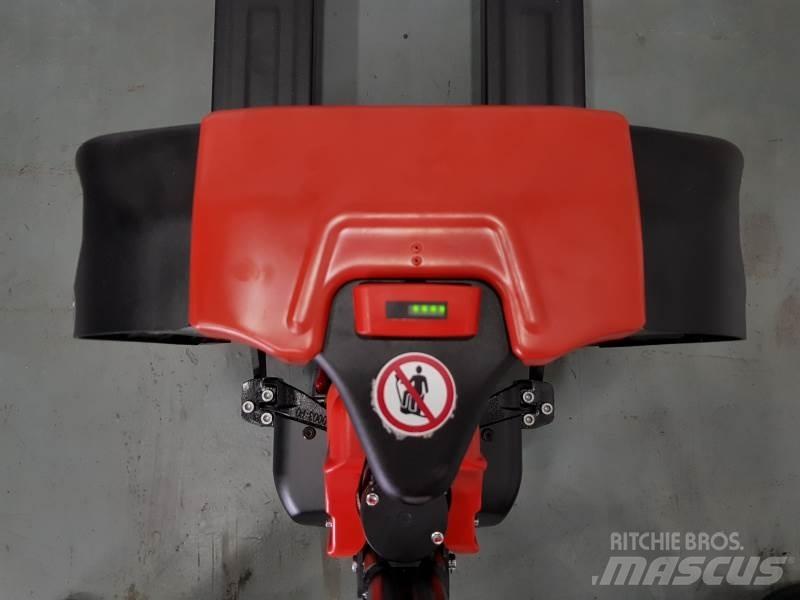 EP F4 PALLET TRUCK Ručni paletar