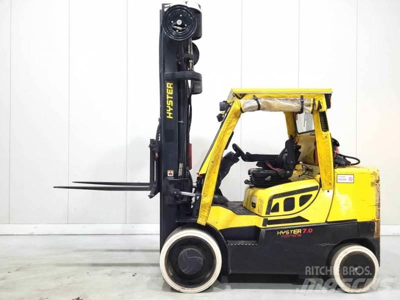 Hyster S7.00FT Plinski viljuškari