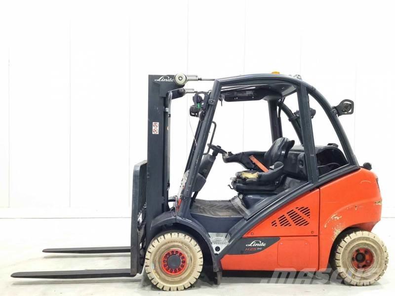 Linde H25T-02 Plinski viljuškari