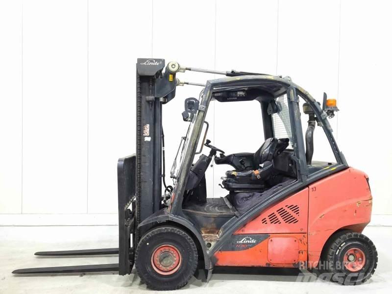 Linde H30D-02 Dizelski viljuškari