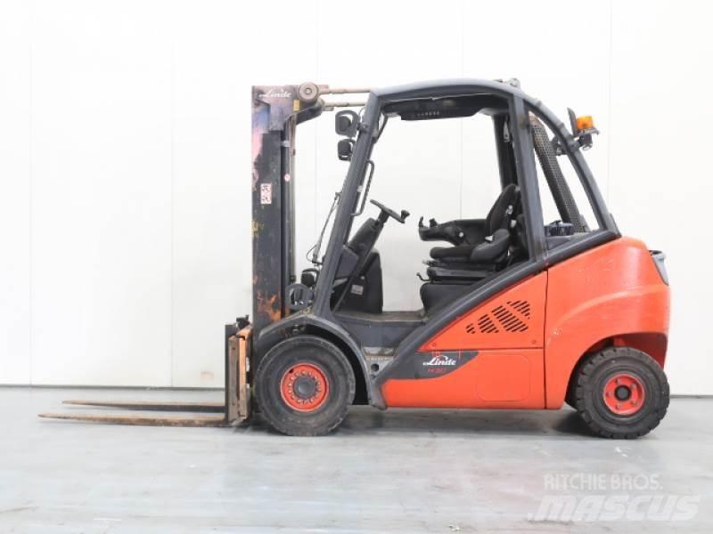 Linde H30D-02 393 Dizelski viljuškari