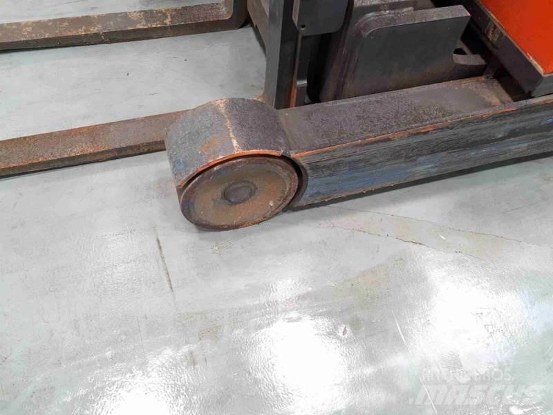 Linde R16HD-01 1120 Viljuškari sa pomičnim stupom