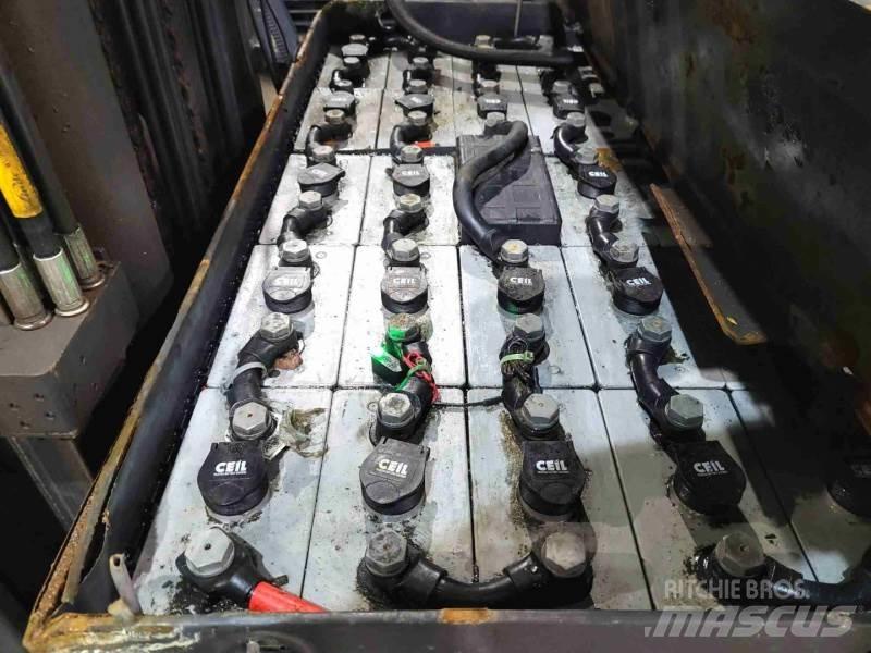 Linde R16N-01 Viljuškari sa pomičnim stupom