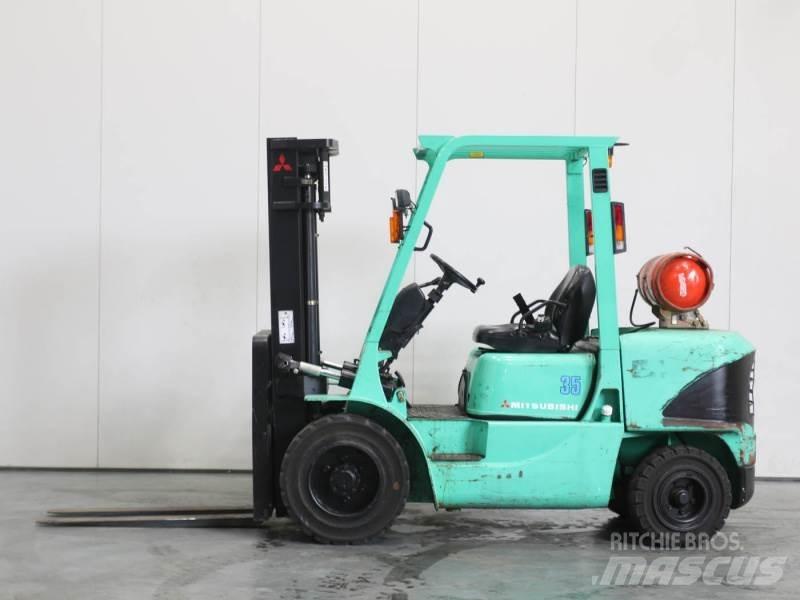 Mitsubishi FG35K Plinski viljuškari