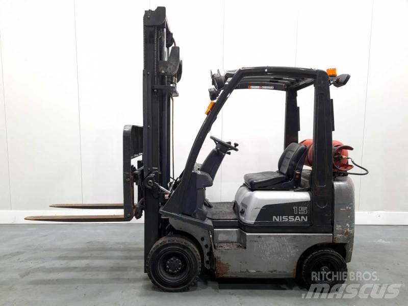 Nissan PD01A15PQ Plinski viljuškari