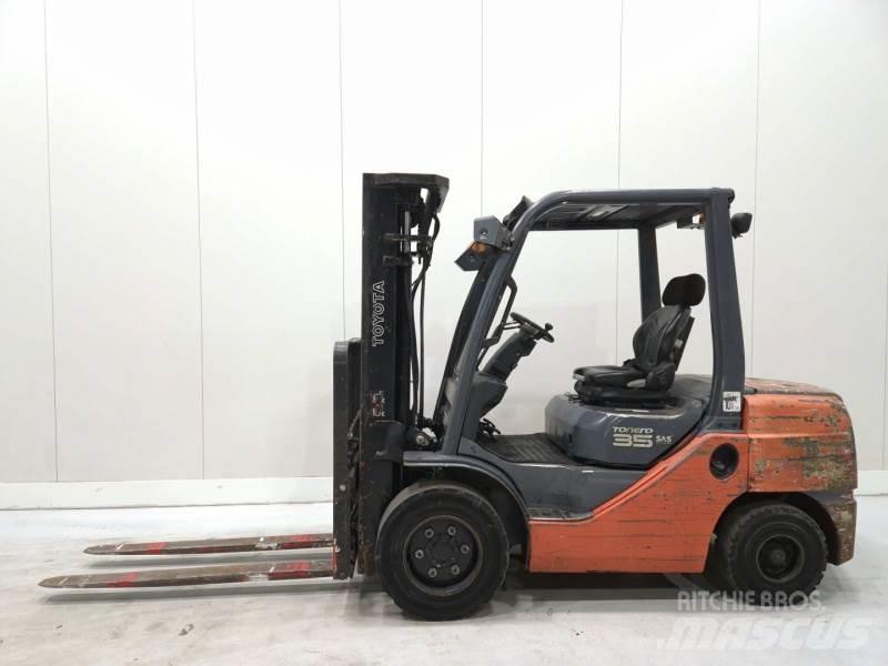 Toyota 52-8FDJF35 Dizelski viljuškari