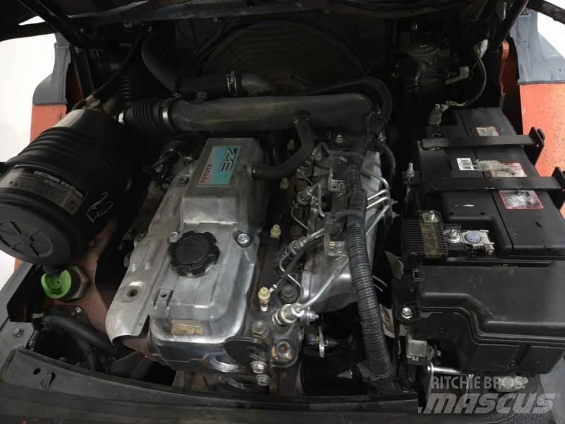 Toyota 52-8FDJF35 Dizelski viljuškari