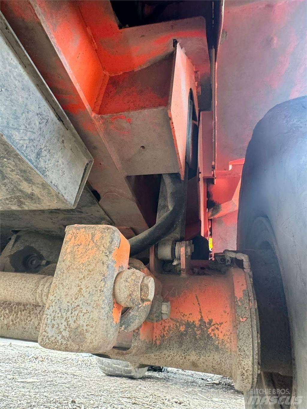 Doosan DA30 Zglobni damperi