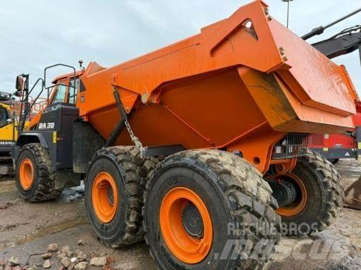 Doosan DA30 Zglobni damperi