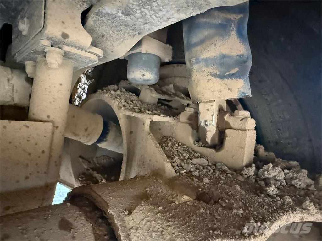 Doosan DA45 Zglobni damperi