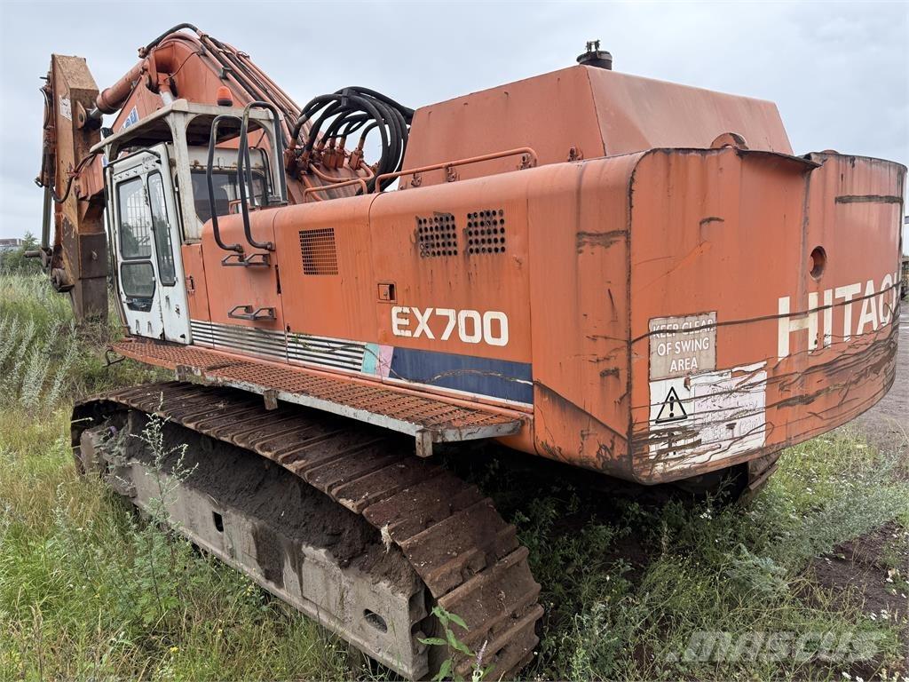 Hitachi EX700 Bageri guseničari