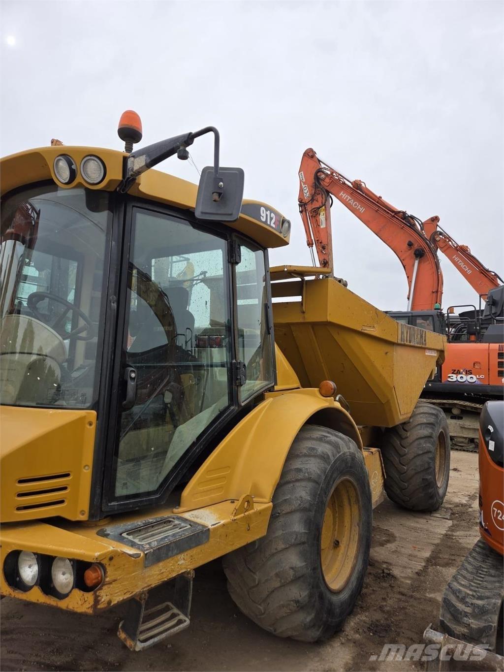 Hydrema 912F Zglobni damperi