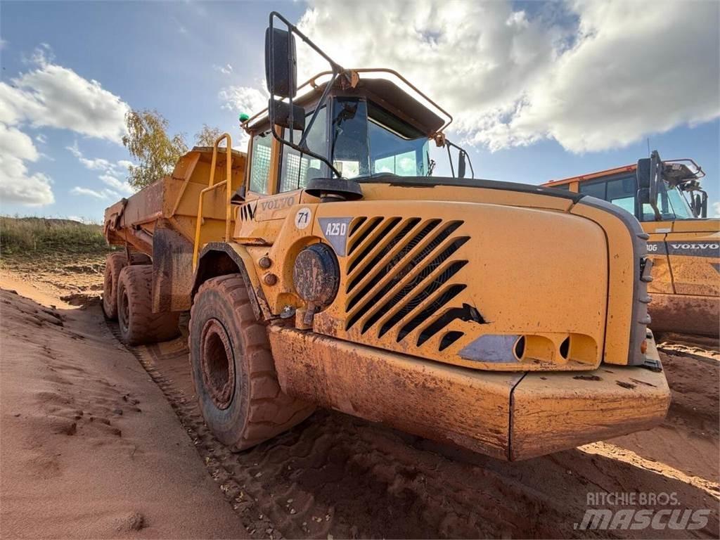 Volvo A25D Zglobni damperi