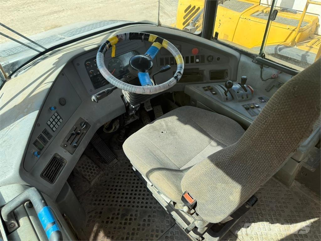 Volvo A40D Zglobni damperi