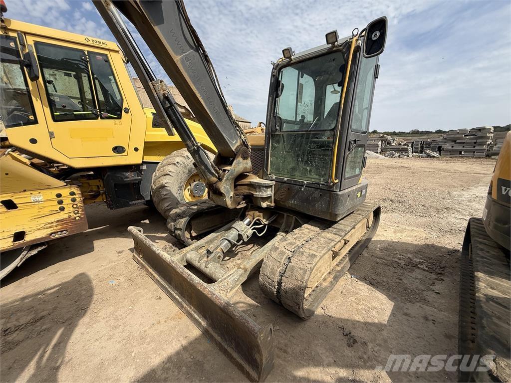 Volvo ECR88D Bageri guseničari