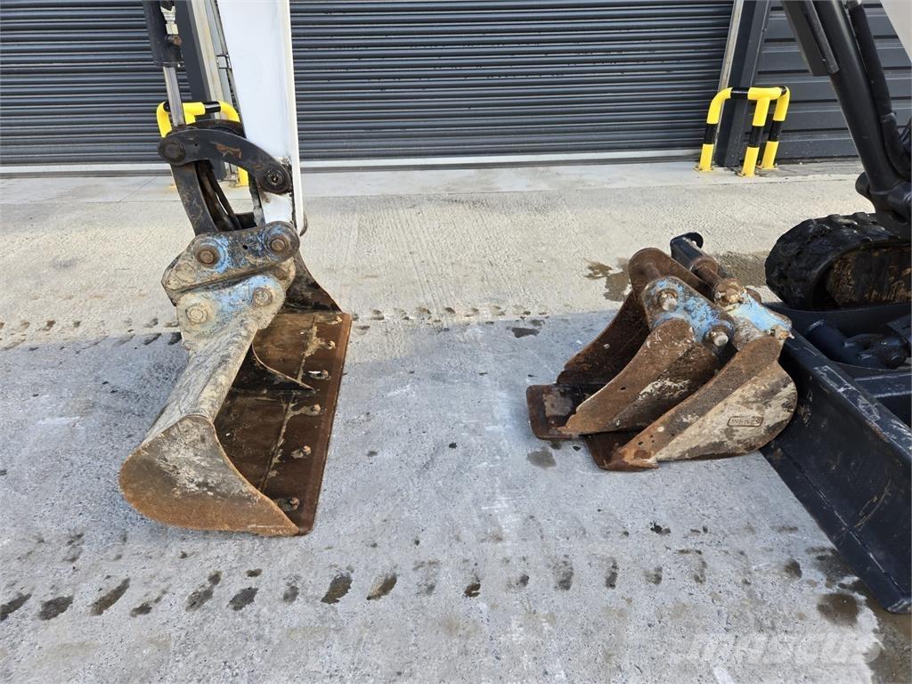 Bobcat E27 Mini bageri < 7t