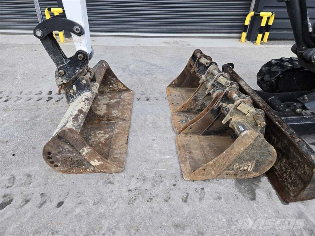 Bobcat E27 Mini bageri < 7t