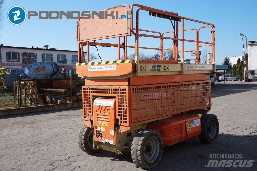 JLG 4069 Makazaste platforme