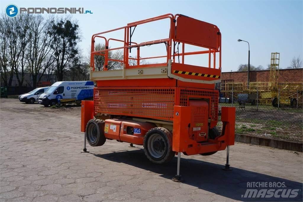 JLG 4069 Makazaste platforme