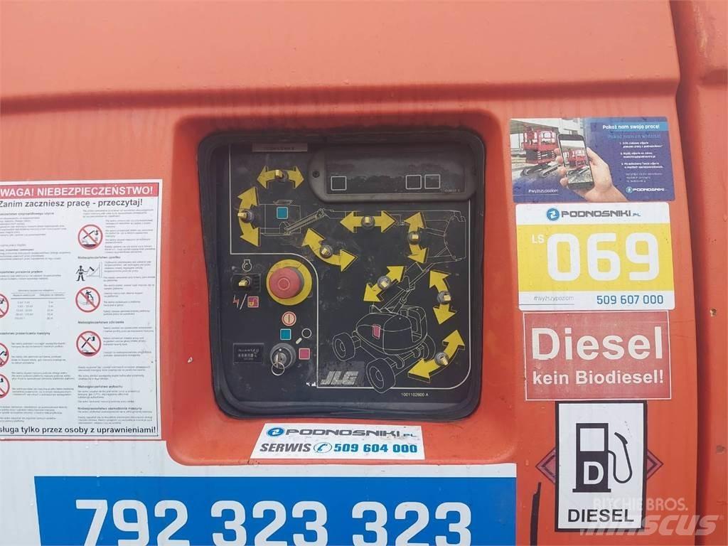 JLG 800AJ Zglobne podizne platforme