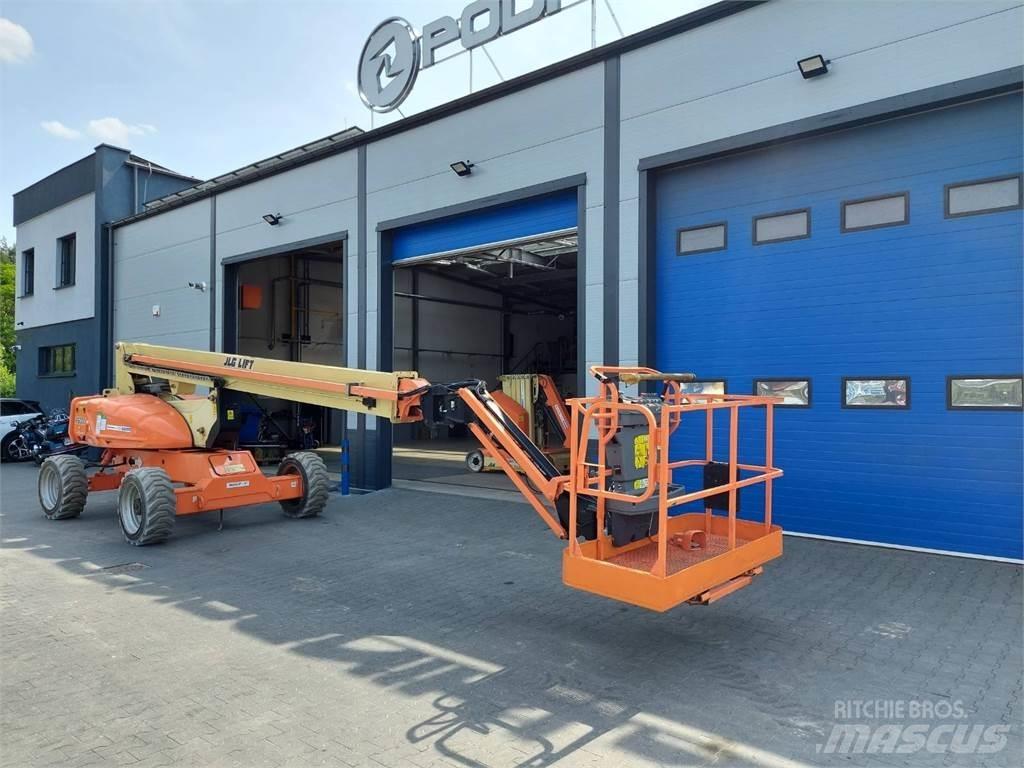 JLG M600JP Zglobne podizne platforme