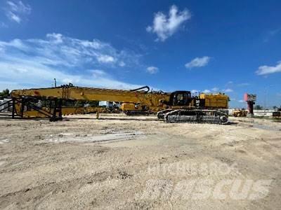 CAT 390FL UHD Bageri za rušenje