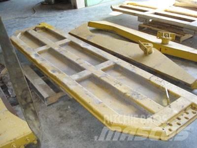 CAT 740 Tailgate Ostale komponente za građevinarstvo