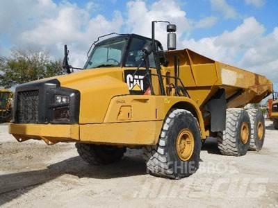 CAT 740B Zglobni damperi