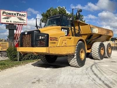 CAT 740B Zglobni damperi