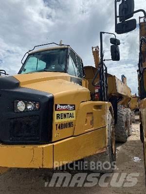 CAT 740B Zglobni damperi