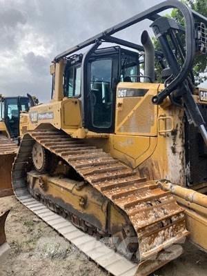CAT D6T LGP VPAT Buldožeri guseničari