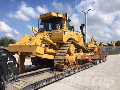 CAT D8T Buldožeri guseničari