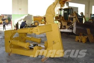 CAT D8T /D8R Ripper, S/S Ostale komponente za građevinarstvo