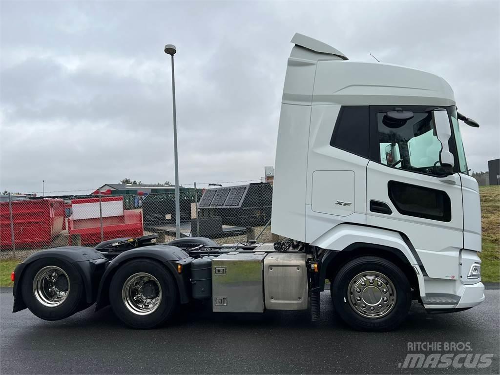 DAF XF530 FTS 6x2 Tegljači