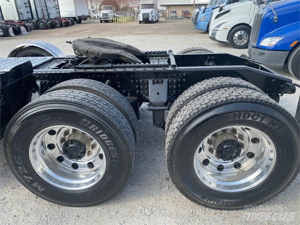Mack GRANITE Tegljači