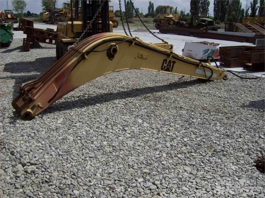 CAT 212 Šasija i vešenje