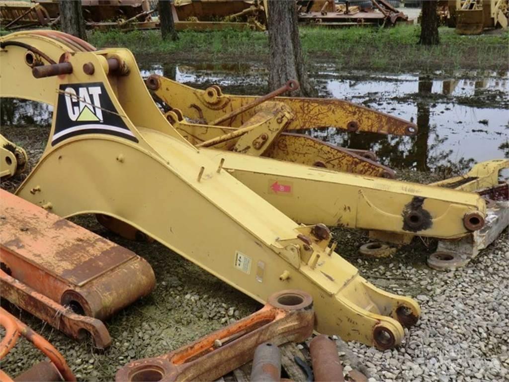 CAT 438C Šasija i vešenje