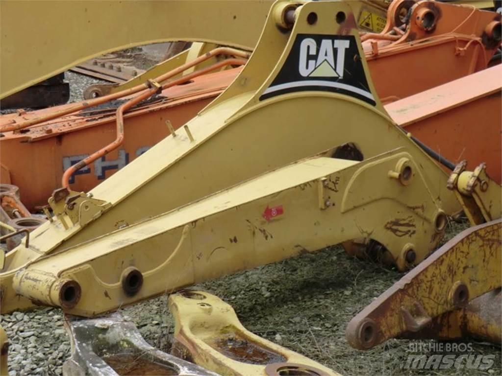 CAT 438C Šasija i vešenje