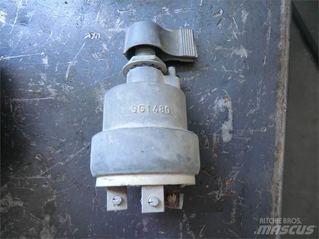 CAT 953 Ostalo za građevinarstvo