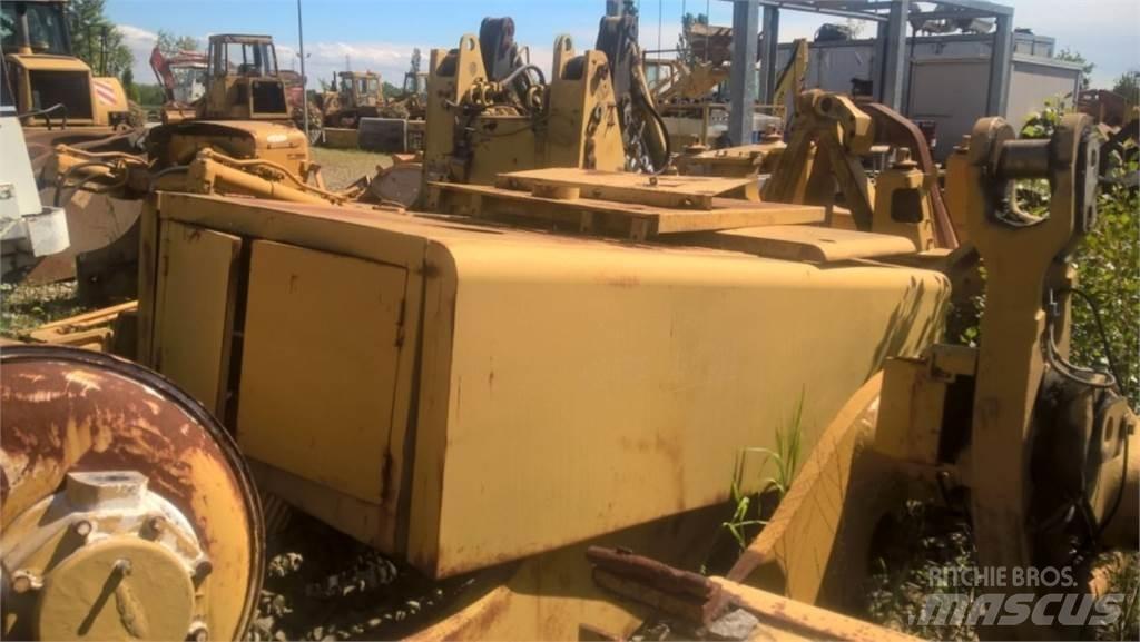 CAT 953 Ostalo za građevinarstvo
