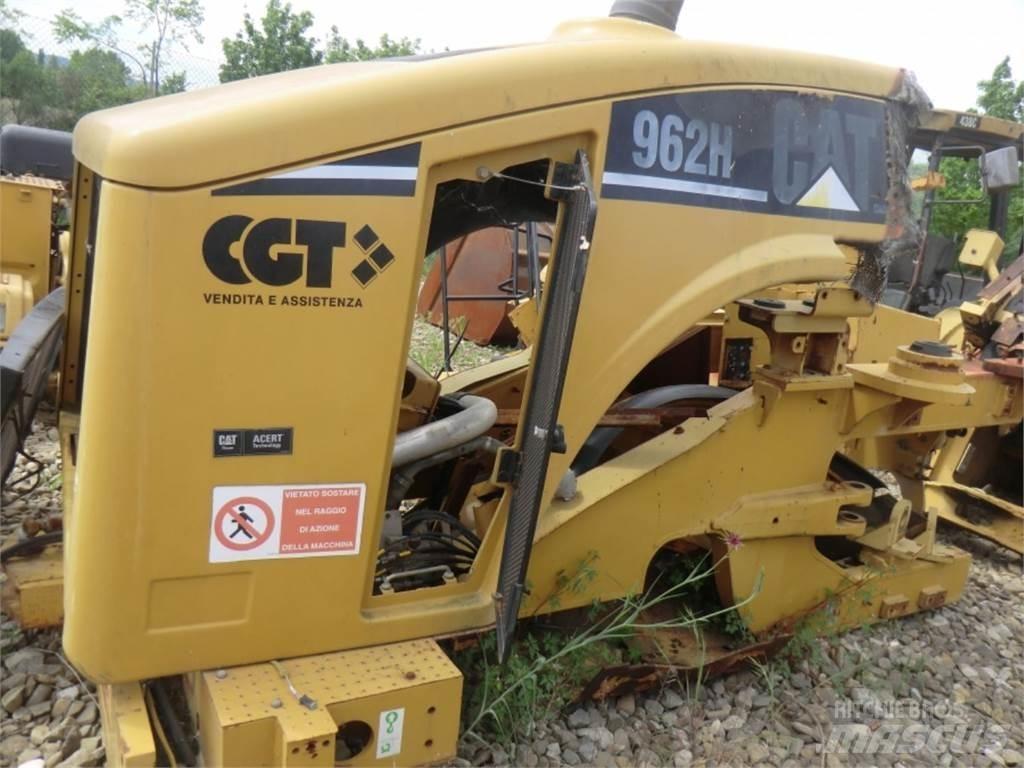 CAT 962H Šasija i vešenje
