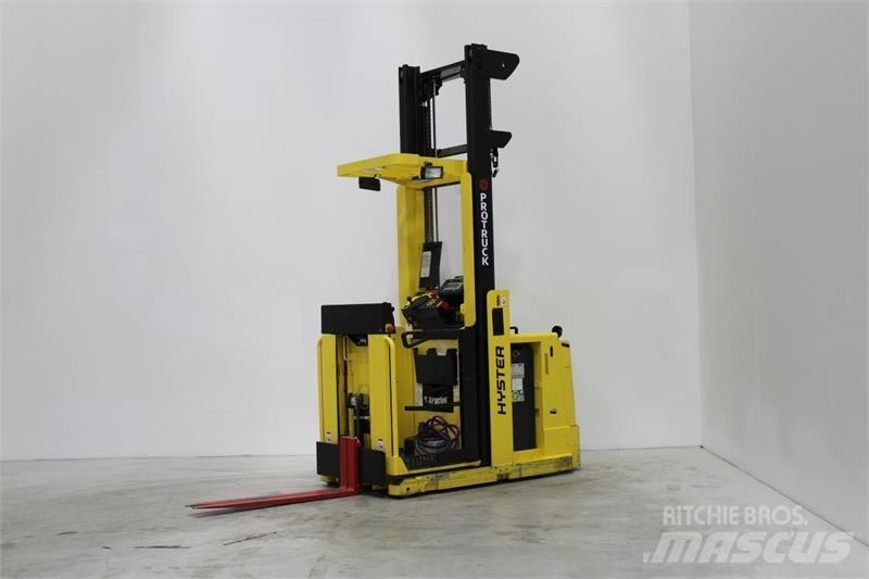 Hyster K1.0L Niskodizajući komisioni viljuškar