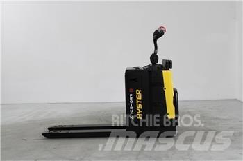 Hyster P2.0S Nisko podizni električni viljuškar sa stajalištom