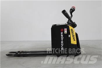 Hyster P2.0S Nisko podizni električni viljuškar sa stajalištom
