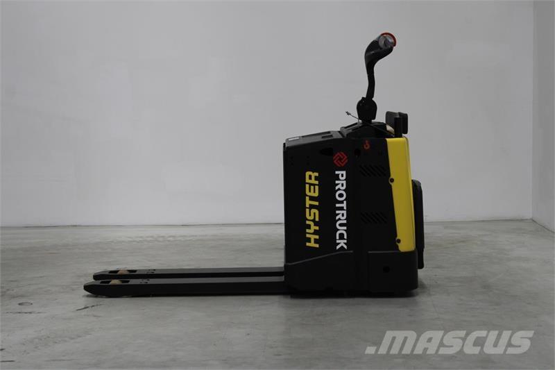 Hyster P2.0S Nisko podizni električni viljuškar sa stajalištom