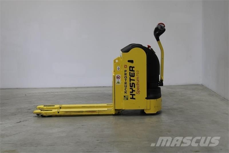 Hyster P3.0 Nisko podizni električni viljuškar