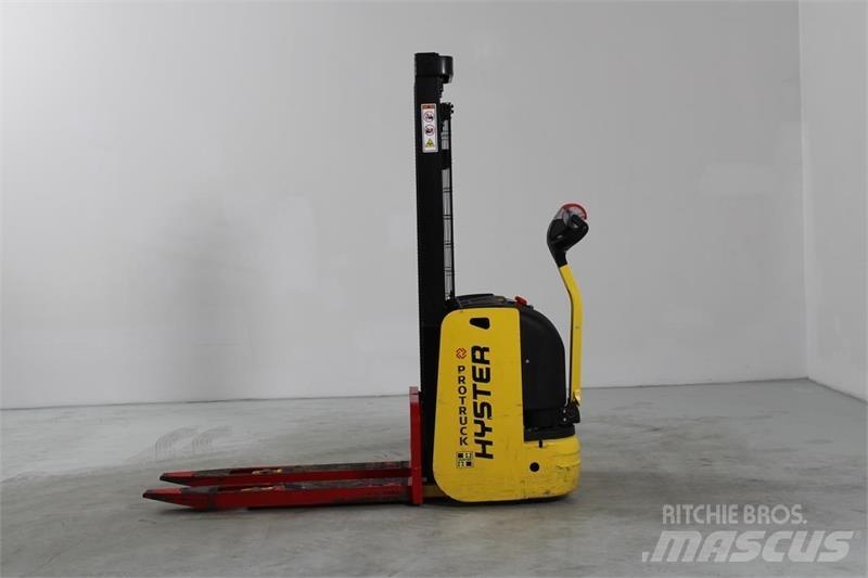 Hyster S1.0E Samopogonski ručni viljuškari