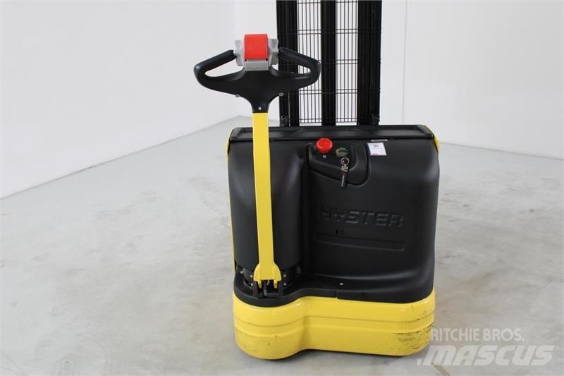 Hyster S1.0E Samopogonski ručni viljuškari