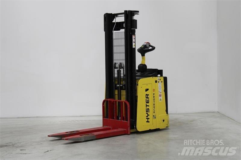 Hyster S1.5S Samopogonski ručni viljuškari