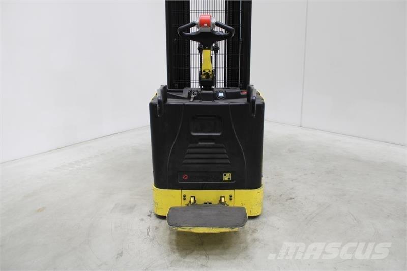 Hyster S1.5S Samopogonski ručni viljuškari